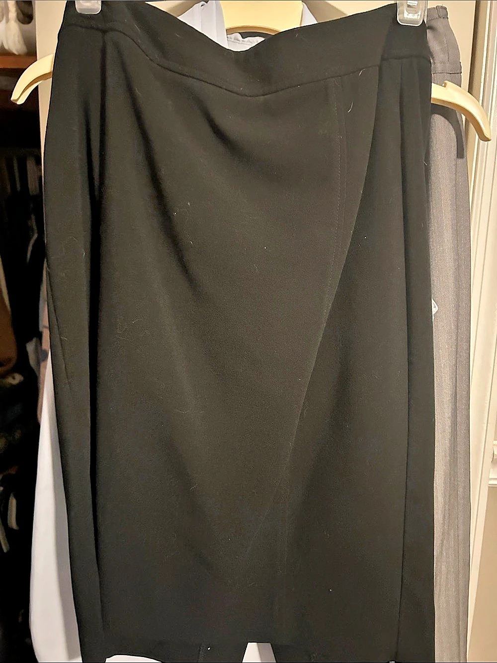 LOFT Black Skirt Like New